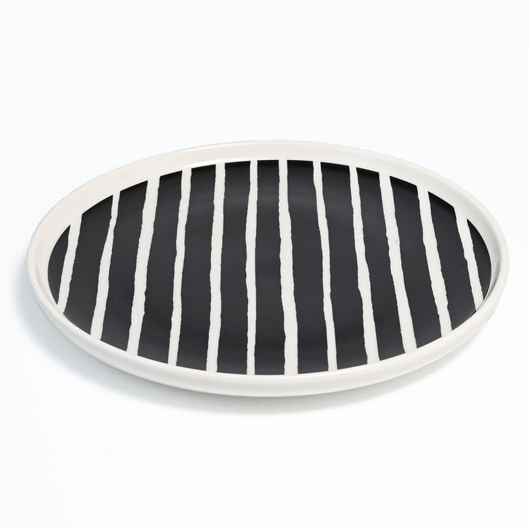 【名入れ可有料】マリメッコ marimekko プレート 20cm ピッコロ LAUTANEN ブラック 73579 073579 190 大皿 洋食器 テーブルウェア 北欧食器 北欧デザイン【スペシャルラッピング660円(別売り)】