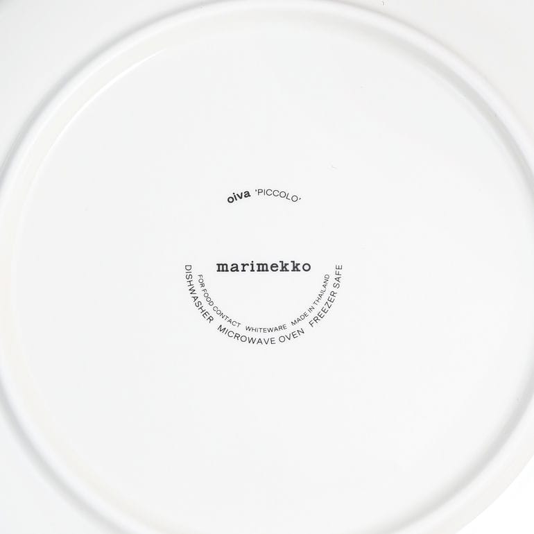 【名入れ可有料】マリメッコ marimekko プレート 20cm ピッコロ LAUTANEN ブラック 73579 073579 190 大皿 洋食器 テーブルウェア 北欧食器 北欧デザイン【スペシャルラッピング660円(別売り)】