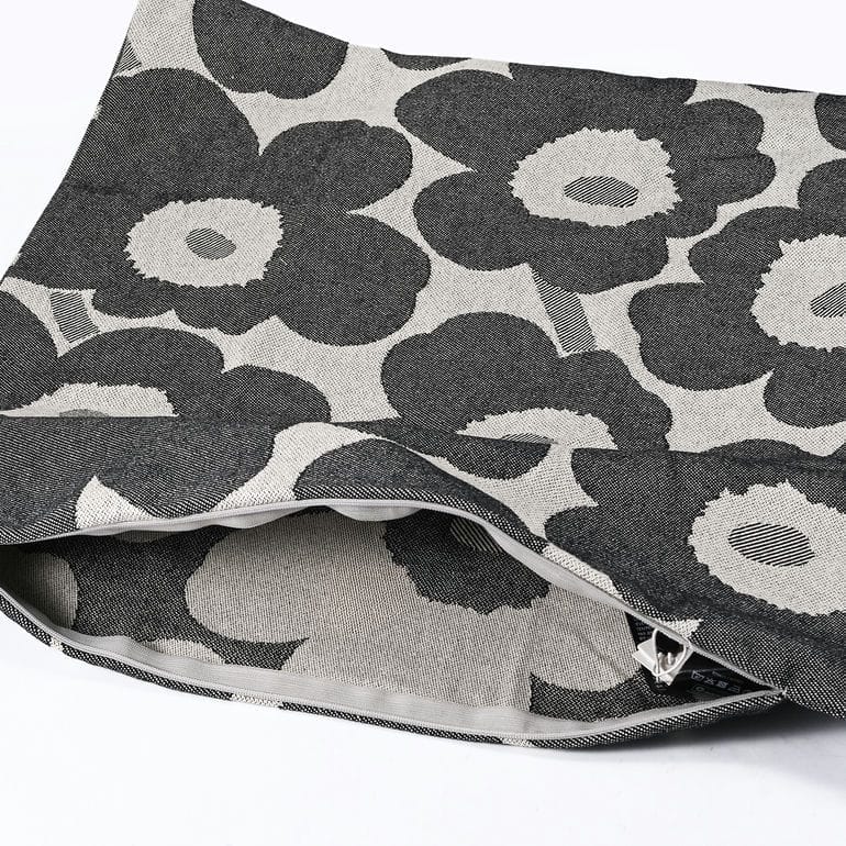 マリメッコ marimekko クッションカバー 47×47cm ピエ二 ウニッコ オフホワイト チャコール サンド 73615 073615 198 北欧雑貨 北欧デザイン ネコポス限定 送料無料<br>【スペシャルラッピング660円(別売り)】