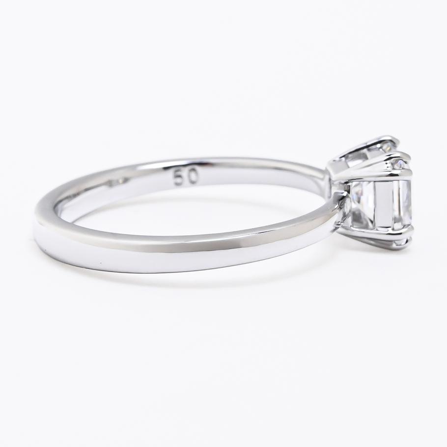 スワロフスキー SWAROVSKI リング レディース 指輪 9号 アトラクト ATTRACT シルバー 5515727 名入れ可有料<br>【スペシャルラッピング660円(別売り)】