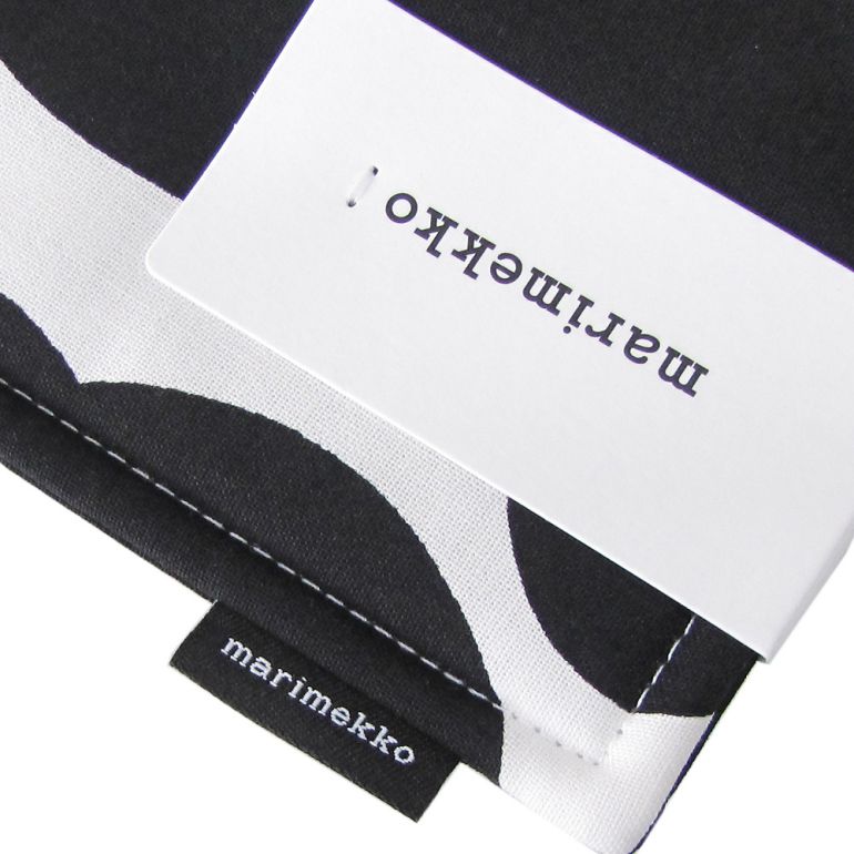 マリメッコ marimekko ポットホルダー 鍋敷き Pieni Unikko ピエニ ウニッコ ホワイト×ブラック 066431 030  刺しゅう可有料 北欧雑貨 北欧デザイン