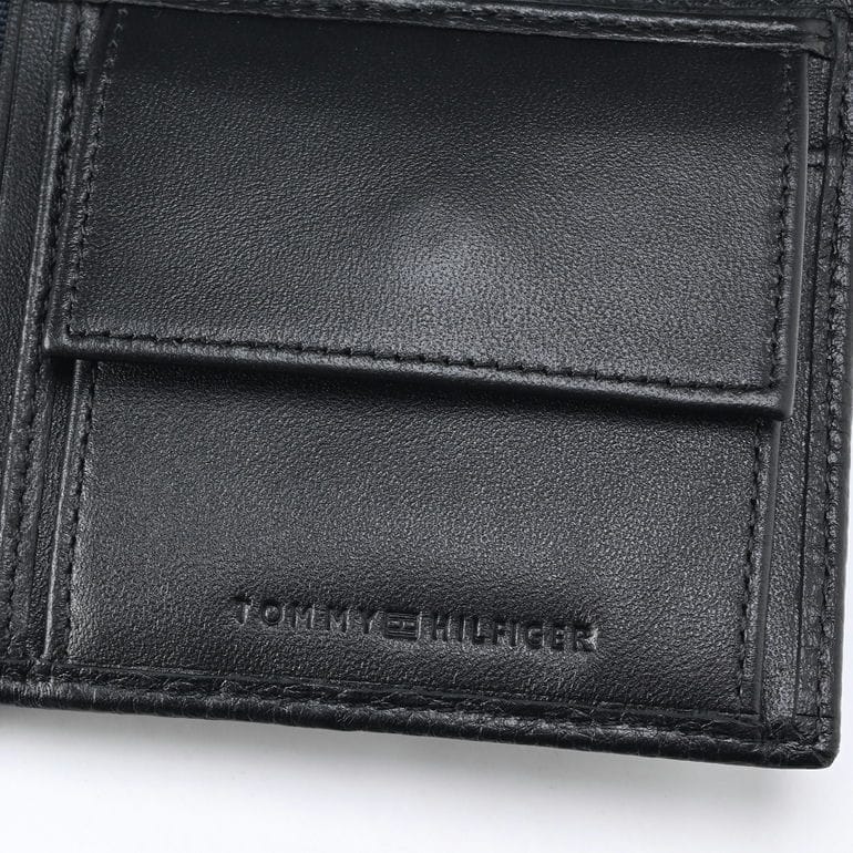 【名入れ可有料】高品質ヨーロッパ輸入モデル トミーヒルフィガー TOMMY HILFIGER 二つ折り財布 小銭入れ付 フラップタイプ CC FLAP AND COIN メンズ ブラック AM0AM13141 BDS BLACK ウォレット 折財布【スペシャルラッピング660円(別売り)】