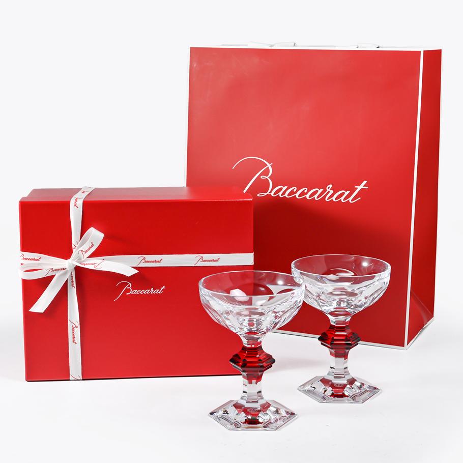 【名入れ可有料】バカラ Baccarat ギフトセット 2021年新作 グラス ペア アルクール シャンパングラス クープ型 HARCOURT レッドボタン 2814393 【熨斗対応】 洋食器 <br>【スペシャルラッピング660円(別売り)】