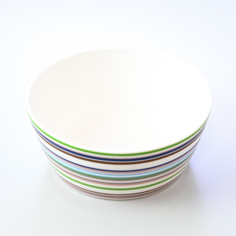 イッタラ iittala オリゴ 12cm 250ml ボウル Origo 深皿 ベージュ 1012057 北欧食器 洋食器 名入れ可有料【スペシャルラッピング660円(別売り)】