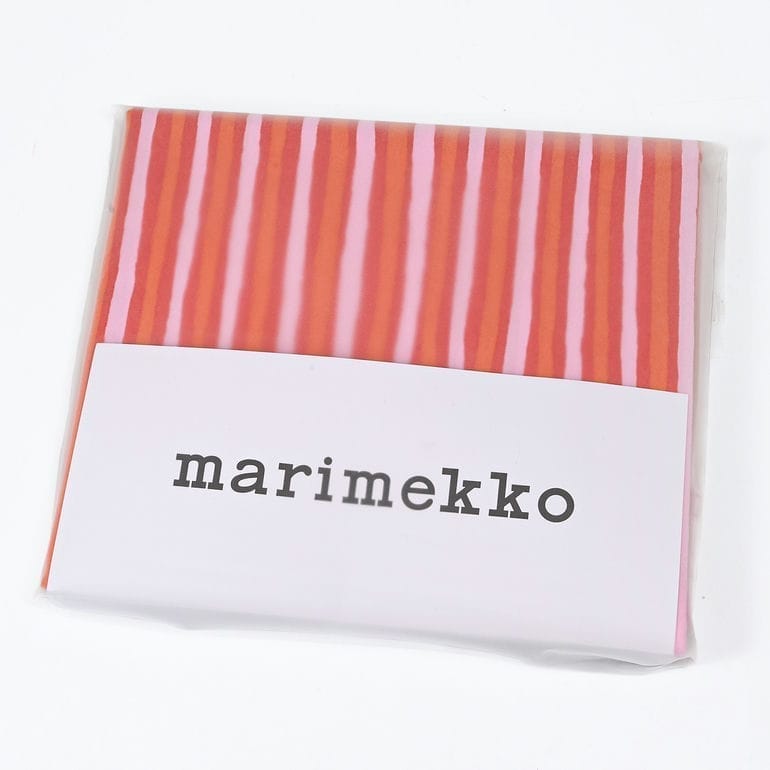 マリメッコ marimekko ピローケース 枕カバー 50×70cm PICCOLO ピッコロ ピンク オレンジ 73506 073506 230 北欧雑貨 北欧デザイン ネコポス限定 送料無料<br>【スペシャルラッピング660円(別売り)】