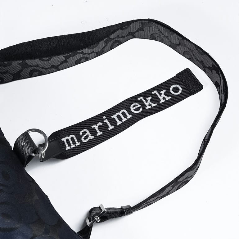 マリメッコ marimekko ショルダーバッグ ショルダーバッグ クロスボディ キャリー オール ウニッコ レディース ダークネイビー 95300 095300 550 北欧雑貨 北欧デザイン