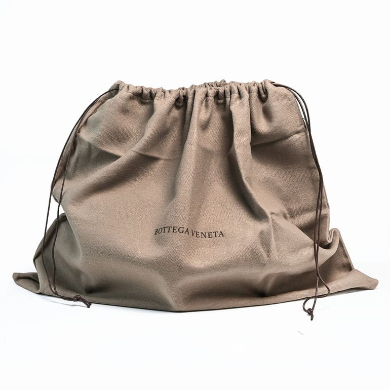 ボッテガヴェネタ バッグ BOTTEGA VENETA（ボッテガ・ヴェネタ） ショルダーバッグ The Pouch 20