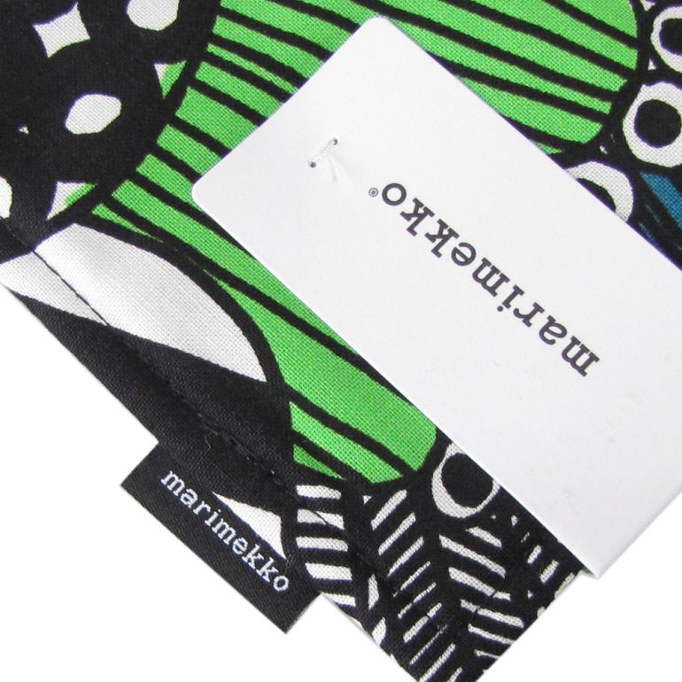 マリメッコ marimekko ポットホルダー 鍋敷き Pieni Siirtolapuutarha ホワイト×グリーン 067807 160  刺しゅう可有料 北欧雑貨 北欧デザイン
