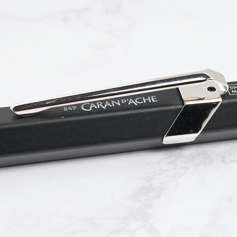 【名入れ無料】カランダッシュ CARAN DACHE ボールペン 849 ローラーボール ゲル 水性 マットブラック NF0846 509 高級 筆記具<br>【スペシャルラッピング660円(別売り)】