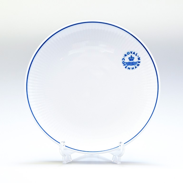 ロイヤルコペンハーゲン ブルーライン クーププレート 19cm 1658729 (1058884) 北欧食器 洋食器 ROYAL COPENHAGEN名入れ可有料 【スペシャルラッピング660円(別売り)】
