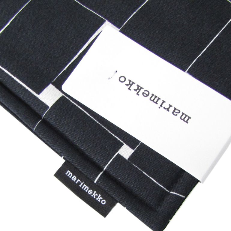マリメッコ marimekko ポットホルダー 鍋敷き Basket バスケット ホワイト×ブラック 068236 911 名入れ 刺しゅう可有料 北欧雑貨 北欧デザイン