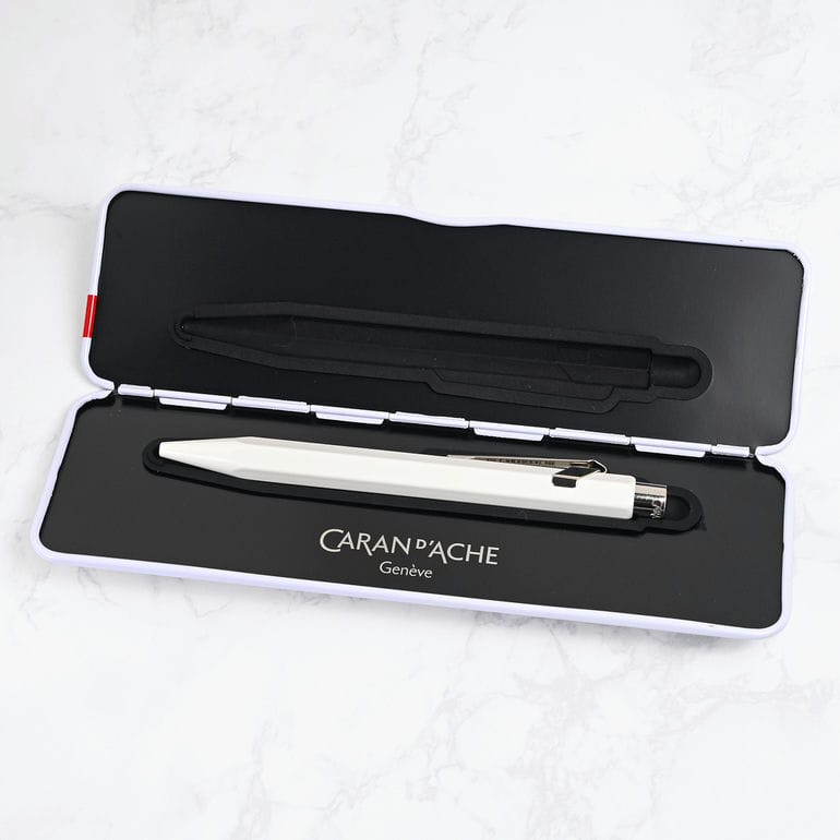 【名入れ無料】カランダッシュ CARAN DACHE ボールペン 849 ローラーボール ゲル 水性 マットホワイト NF0846 502 高級 筆記具<br>【スペシャルラッピング660円(別売り)】