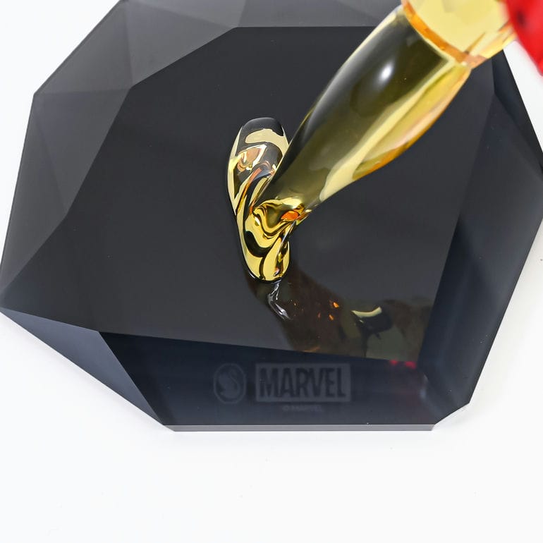 スワロフスキー SWAROVSKI クリスタルフィギュア フィギュリン MARVEL