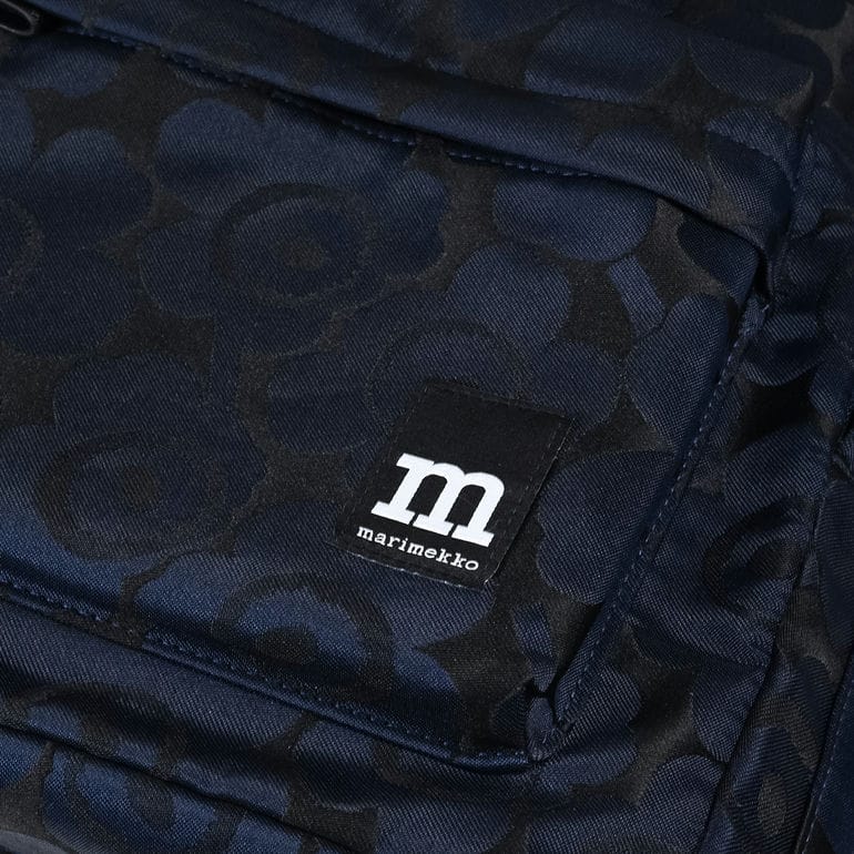 マリメッコ marimekko リュック バッグ バックパック ジップトップ Unikko ウニッコ レディース ダークネイビー 95299 095299 550 北欧雑貨 北欧デザイン