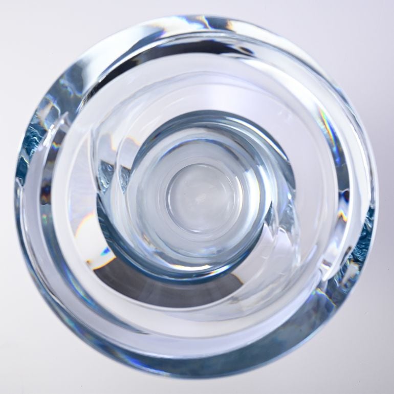 [未使用品]Baccarat (バカラ)トルネード　ベース　クリスタル　花瓶 バカラ 並行輸入品 名入れ可有料 花瓶 ベース トルネード クリア