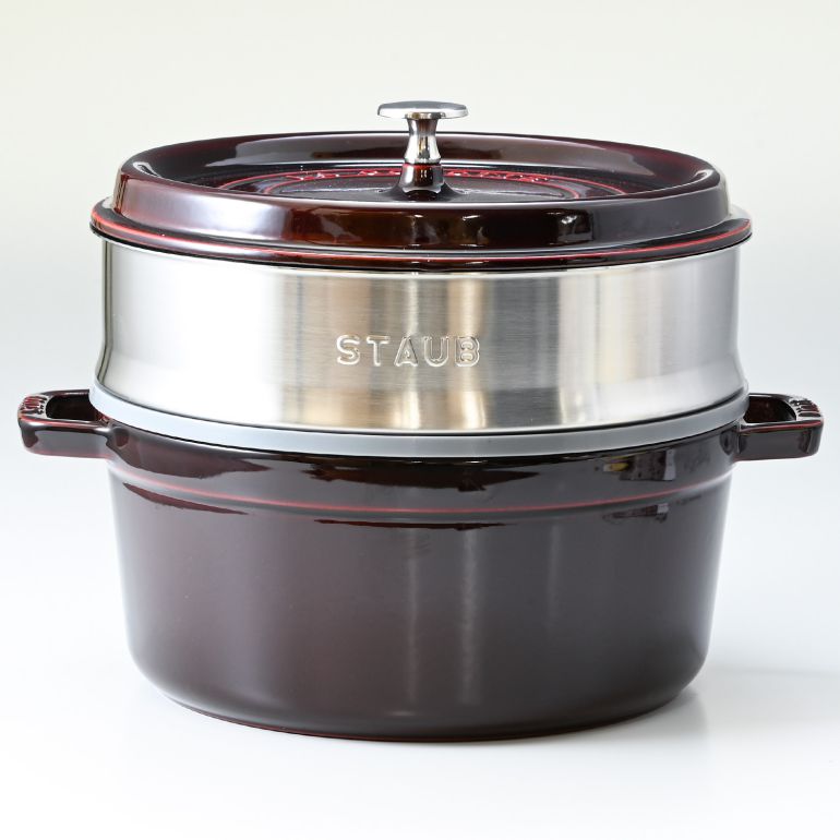 ストウブ staub ピコ ココット ラウンド 26cm スチーマーセット 鋳物 ホーロー 鍋 なべ 蒸し器 調理器具 グレナディンレッド 5.2L 1133887 (40510-600-0) 名入れ可有料 洋食器 【スペシャルラッピング大B対応(別売り)】