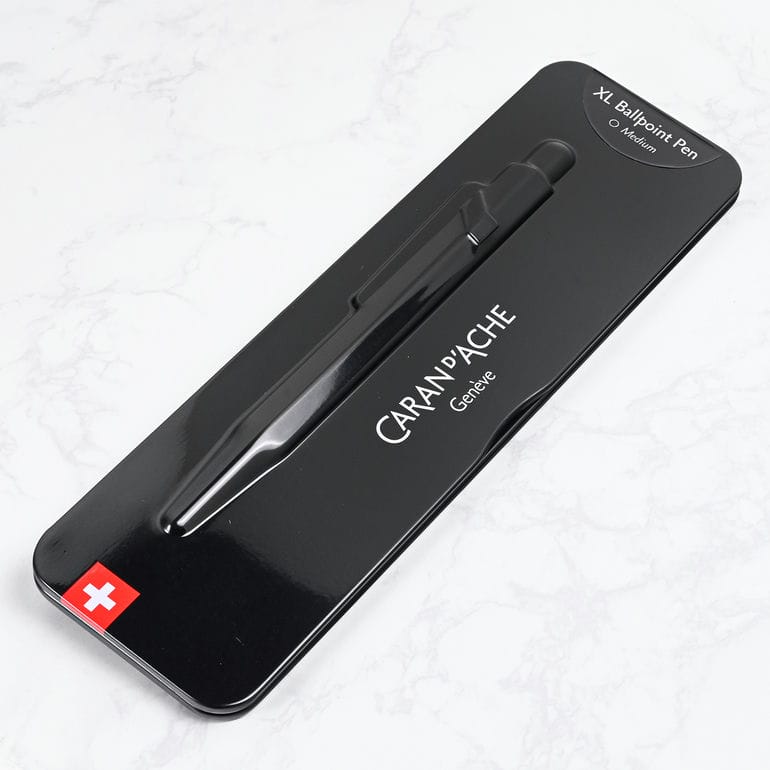 【名入れ無料】カランダッシュ CARAN DACHE ボールペン ブラックエディション 849 XL 油性 ブラックコード 0850 496 高級 筆記具<br>【スペシャルラッピング660円(別売り)】