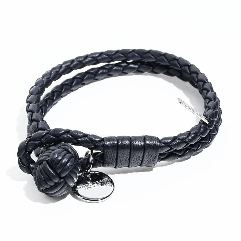 【名入れ可有料】ボッテガヴェネタ BOTTEGA VENETA ブレスレット Mサイズ イントレチャート レザー メンズ レディース ネイビー 113546 V3UN1 4039 M Made in ITALY 本革【スペシャルラッピング660円(別売り)】