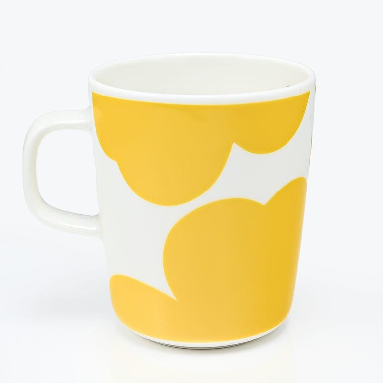 【名入れ可有料】マリメッコ marimekko マグカップ コップ 250ml Unikko ウニッコ ホワイト×イエロー 73178 073178 120 【スペシャルラッピング660円(別売り)】 洋食器 テーブルウェア 北欧食器 北欧デザイン 