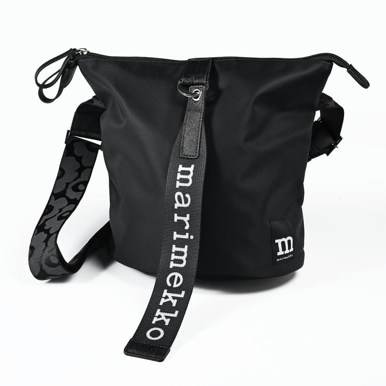 マリメッコ marimekko ショルダーバッグ クロスボディ キャリー オール ソリッド レディース ブラック 91923 091923 009 北欧雑貨 北欧デザイン