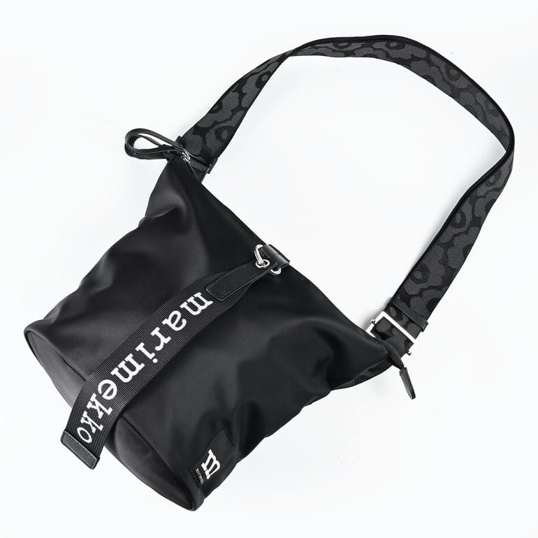 マリメッコ marimekko ショルダーバッグ クロスボディ キャリー オール ソリッド レディース ブラック 91923 091923 009 北欧雑貨 北欧デザイン