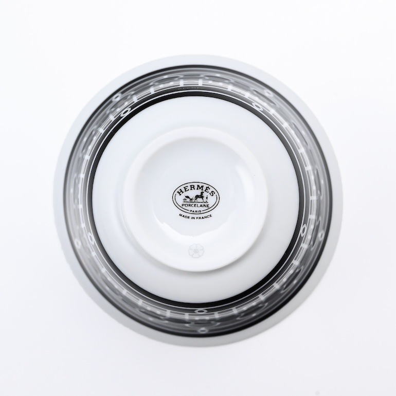 Hermes エルメス　食器　美品　23センチ Hermes エルメス 食器 美品 23センチ