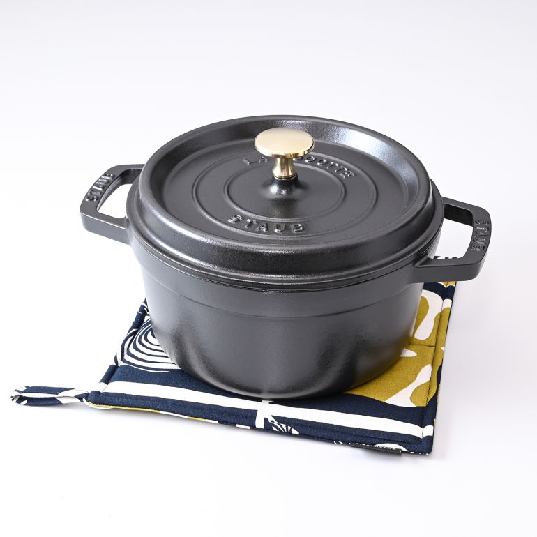 マリメッコ marimekko ポットホルダー 鍋敷き Pieni Rukinlapa ピエニ ルキンラパ ダークブルー×オリーブ 71966 560 刺しゅう可有料 北欧雑貨 北欧デザイン ネコポス限定 送料無料