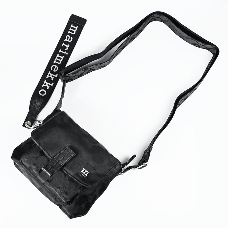 マリメッコ marimekko ショルダーバッグ ミニ メッセンジャーバッグ Unikko ウニッコ レディース ブラック 92803 092803 999 北欧雑貨 北欧デザイン