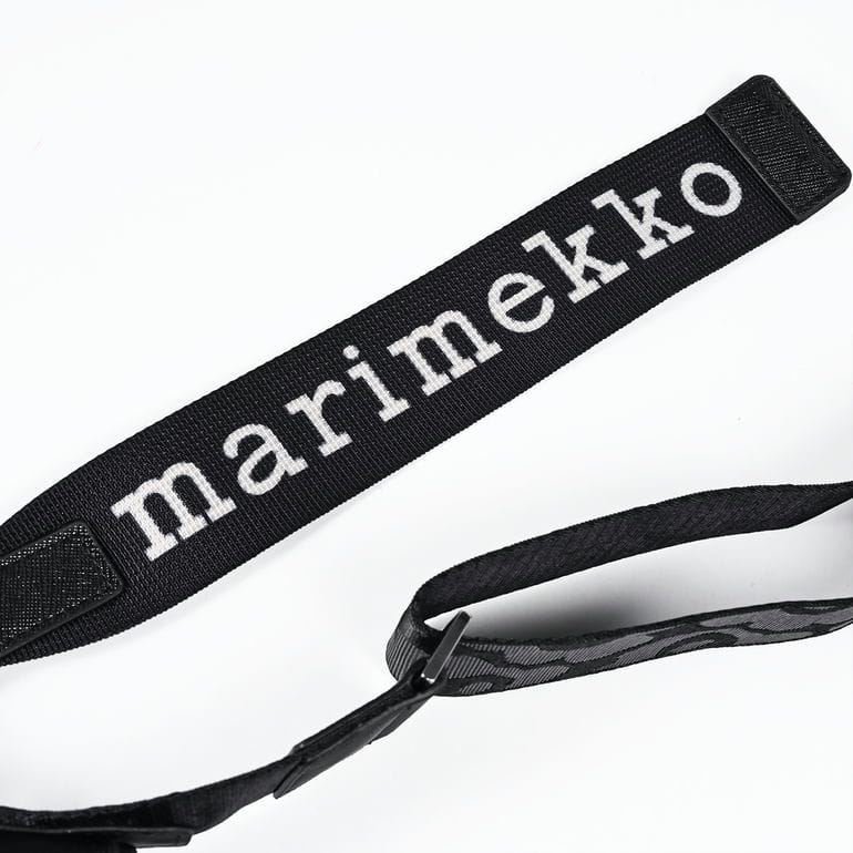 マリメッコ marimekko ショルダーバッグ ミニ メッセンジャーバッグ Unikko ウニッコ レディース ブラック 92803 092803 999 北欧雑貨 北欧デザイン