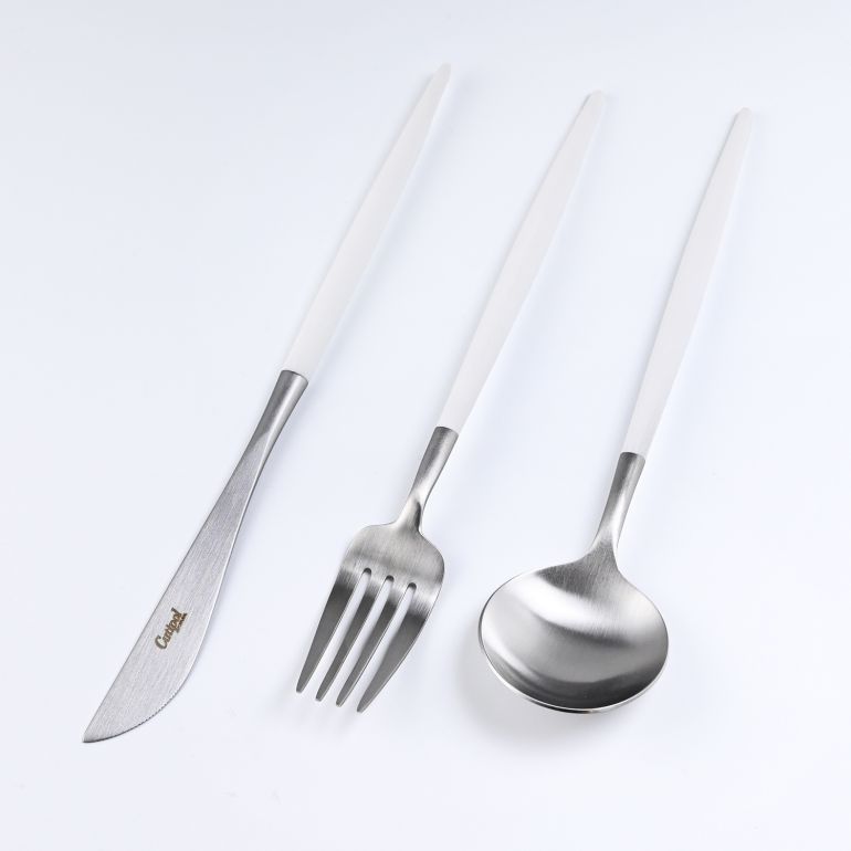 クチポール Cutipol GOA ゴア ホワイト ディナーナイフ ディナーフォーク ディナースプーン 3本セット 3点セット 【名入れ可有料】 ハンドメイド カトラリー 洋食器