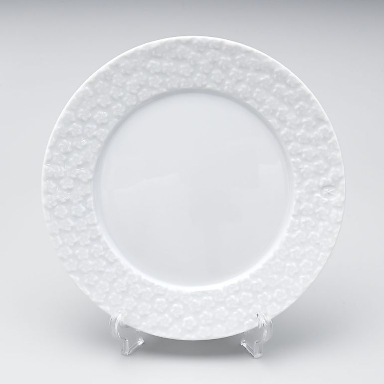 【名入れ可有料】マイセン ロイヤルブロッサム ブレッド＆バタープレート 17cm Meissen 000001-42501-1 洋食器 【ドイツ本国のBOX・ドイツ本国の紙袋別売り】【スペシャルラッピング660円(別売り)】