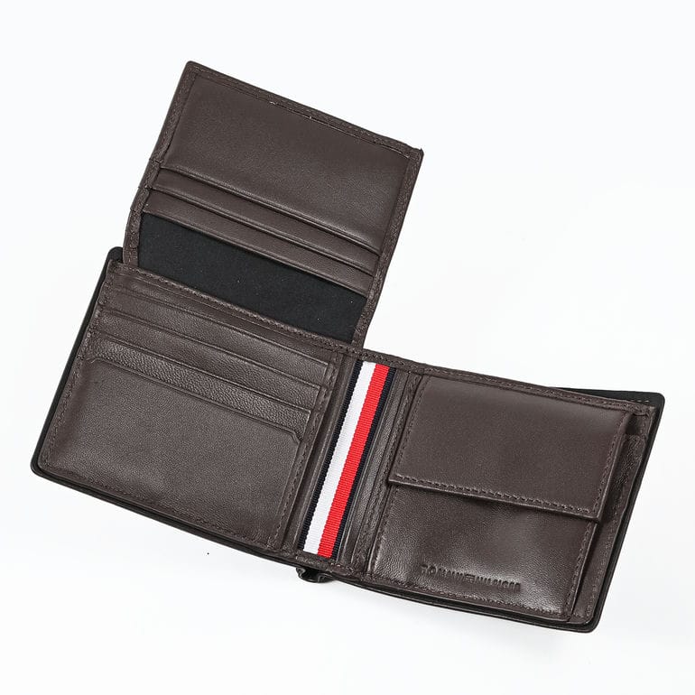 高品質ヨーロッパ輸入モデル トミーヒルフィガー TOMMY HILFIGER 二つ折り財布 小銭入れ付き CORP CC FLAP AND COIN ブラウン AM0AM13741 GB6 COFFEE BEAN ウォレット 折財布【スペシャルラッピング660円(別売り)】