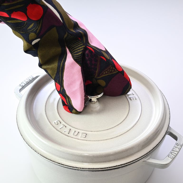 マリメッコ marimekko ミトン Pieni Rusakko ピエニ ルサッコ ブラウン×ピンク 71968 530 刺しゅう可有料 北欧雑貨 北欧デザイン ネコポス限定 送料無料