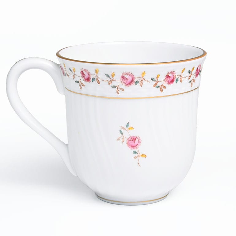 【名入れ可有料】純正ボックス付き ヘレンド HEREND マグカップ 250ml 薔薇の花飾り ローズガーランド マグ 手描き 1729000 RGS 1729 01729-0-00-RGS 洋食器 キッチン 陶器 食卓【スペシャルラッピング660円(別売り)】