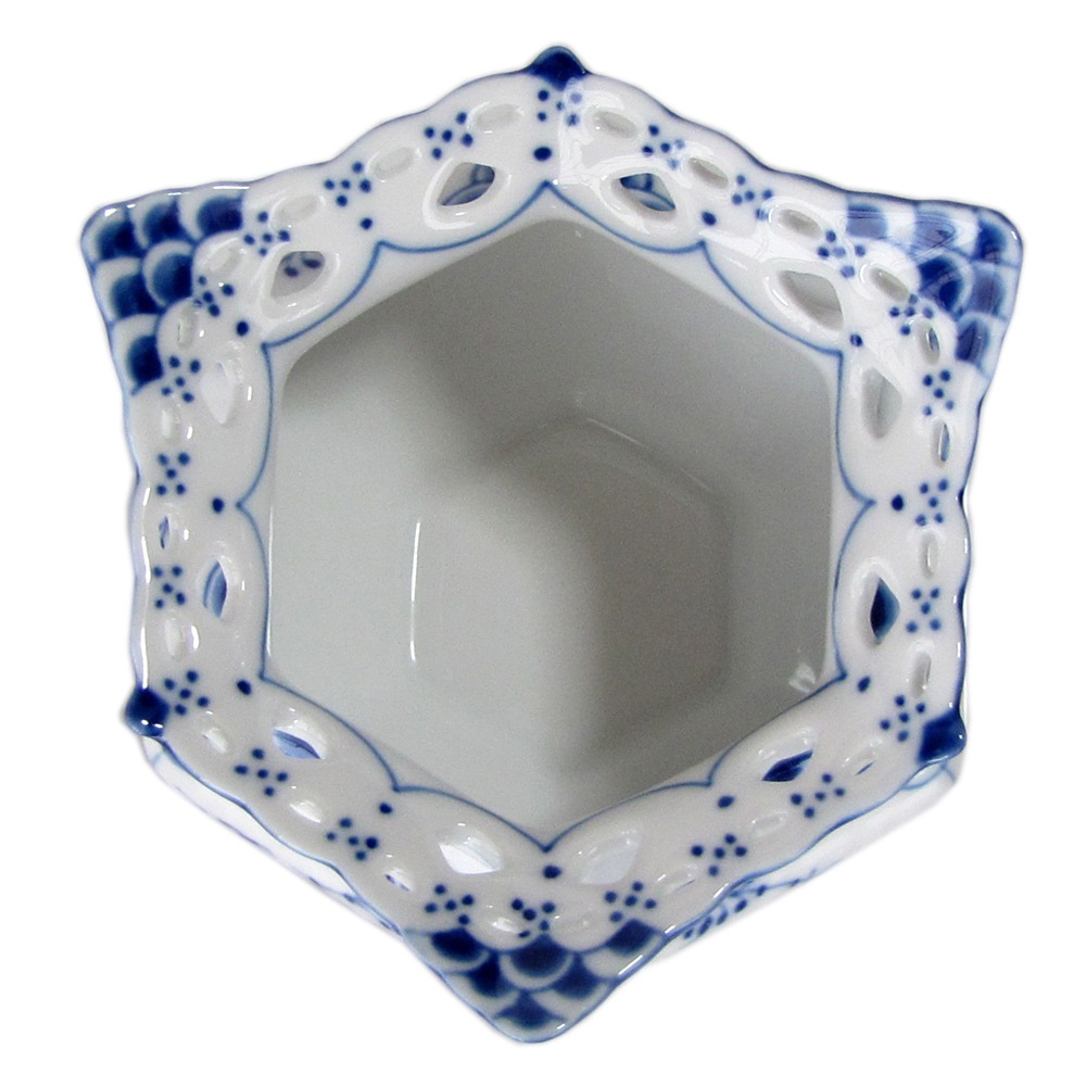 [美品] ロイヤルコペンハーゲンブルーフルーテッドフルレースシュガーポット ロイヤルコペンハーゲンブルーフルーテッドフルレースシュガーボウル