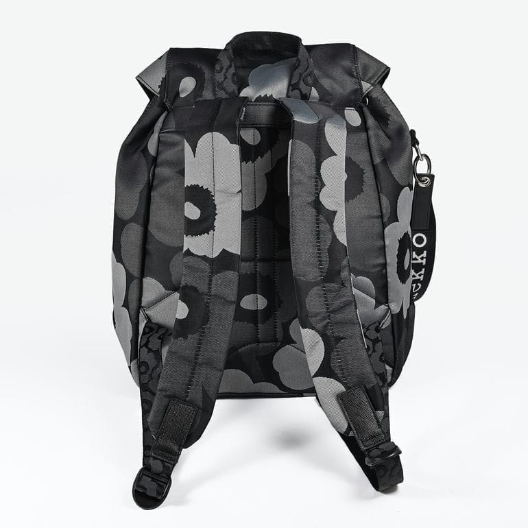 【マリメッコ】ウニッコ エブリシング バックパック リュック 花柄 黒 ブラック マリメッコ marimekko リュック エブリシング ウニッコ L 花柄