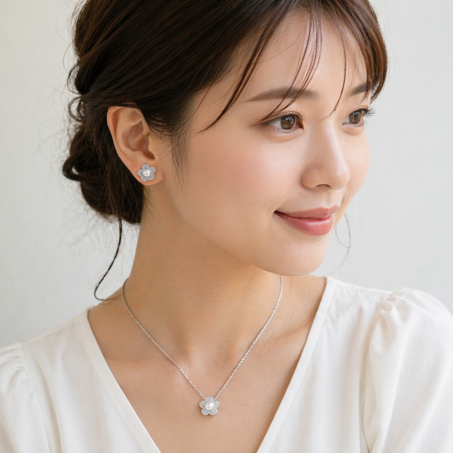 スワロフスキー　ネックレス&新品ピアス　セット EVER FLAWLESS ネックレス レディース ピアス スワロフスキー セット