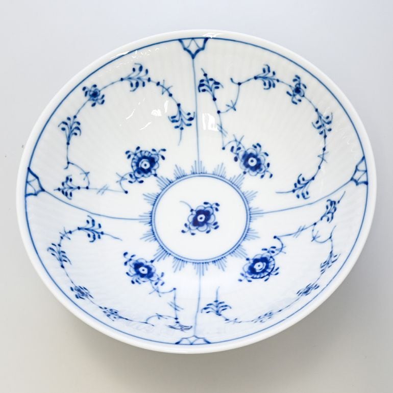 ロイヤルコペンハーゲン ブルーフルーテッド プレイン ボウル 15cm