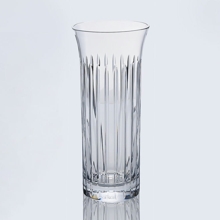 バカラ ベース 花瓶 フローラ FLORA ベースビゾー 18cm 2613138 【熨斗対応】 インテリア オブジェ 置物 洋食器 <br>【スペシャルラッピング660円(別売り)】