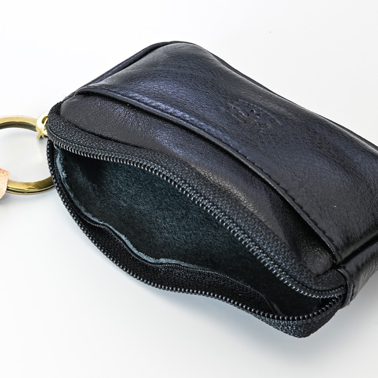 イルビゾンテ IL BISONTE コインケース カウハイドレザー ファスナー 小銭入れ ブラック C0747 P 153【スペシャルラッピング660円(別売り)】