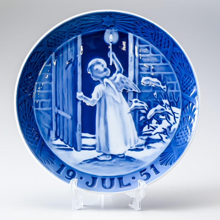 ロイヤルコペンハーゲン イヤープレート 1951年 昭和26年 皿立て