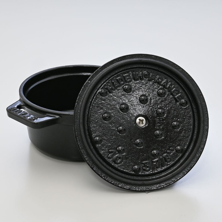 ストウブ Staub 40500-101 ストウブ ピコ・ココット 10cm ブラック[ホーロー鍋 調理器具][シリアルNo付国内正規品/国内生涯保証書付][送料無料] ストウブ ココット : ストウブ(Staub) 「 ミニ ピコ