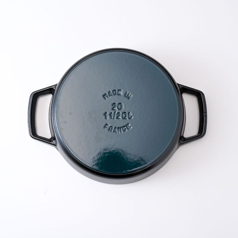 ストウブ ラウンドスタッカブルディッシュ 16cm ブラック 40509-553 staub ストウブ 丸型グラタンプレート／１３０１６２３ １６ｃｍ 黒