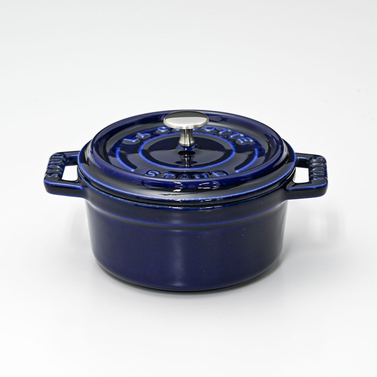 ストウブ staub ピコ ココット ラウンド 10cm ミニ ココット 鋳物 ホーロー 鍋 なべ 調理器具 キッチン用品 グランブルー 0.25L 1101091 (40510-262-0) 名入れ可有料 洋食器 【スペシャルラッピング大B対応(別売り)】