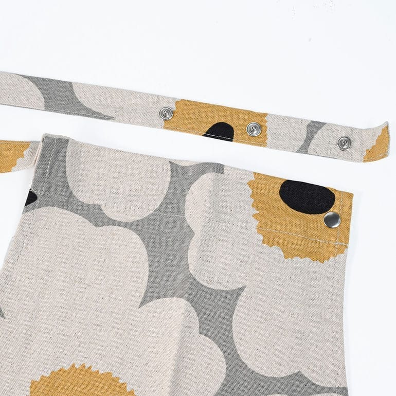 マリメッコ marimekko エプロン&ティータオル キッチンセット キッチンタオル 60周年記念 3点セット 純正箱付き ウニッコ グレー 73431 073431 922 北欧雑貨 北欧デザイン 【スペシャルラッピング660円(別売り)】