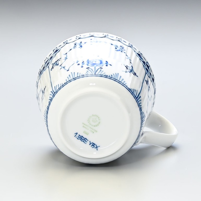 2個セット ロイヤルコペンハーゲン ハイハンドル マグカップ ブルーフルーテッド ハーフレース 330ml 1102090 1026447 北欧食器 洋食器 ROYAL COPENHAGEN【スペシャルラッピング660円(別売り)】