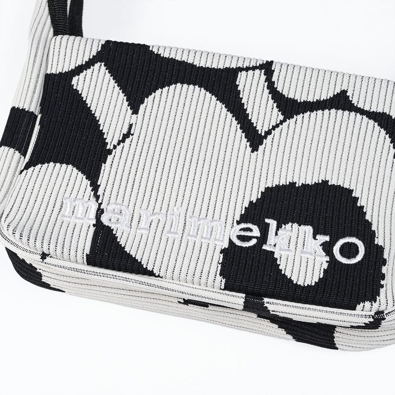 マリメッコ marimekko ショルダーバッグ ミニ ニットバッグ Unikko ウニッコ レディース ブラック 94147 094147 911 北欧雑貨 北欧デザイン