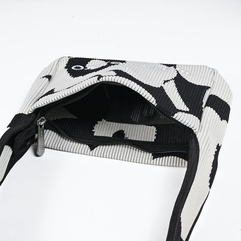 マリメッコ marimekko ショルダーバッグ ミニ ニットバッグ Unikko ウニッコ レディース ブラック 94147 094147 911 北欧雑貨 北欧デザイン