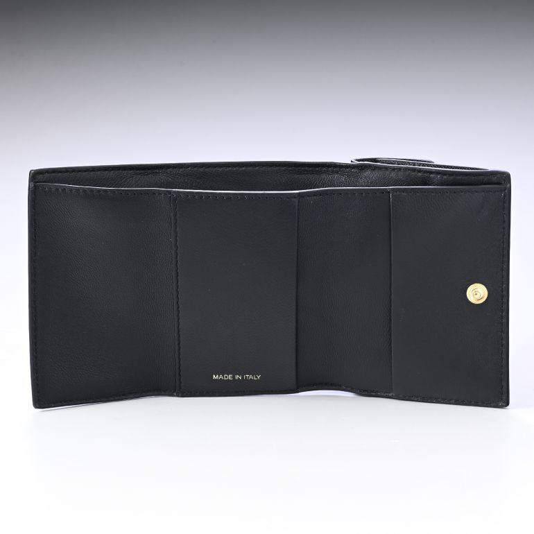 マルニ MARNI 三つ折り財布 レディース ミニウォレット スマートウォレット サフィアーノレザー ブラック PFMOW02U07 LV520 Z360N