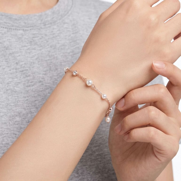 スワロフスキー SWAROVSKI ブレスレット Imber バングル クリスタル